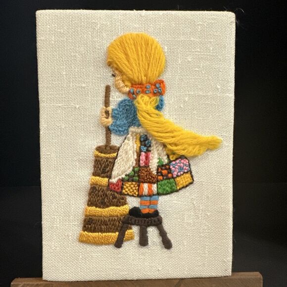 Jiffy Stitchery Finished Needlepoint Vintage Girl Churning, On Wooden Easel - Picture 5 of 7